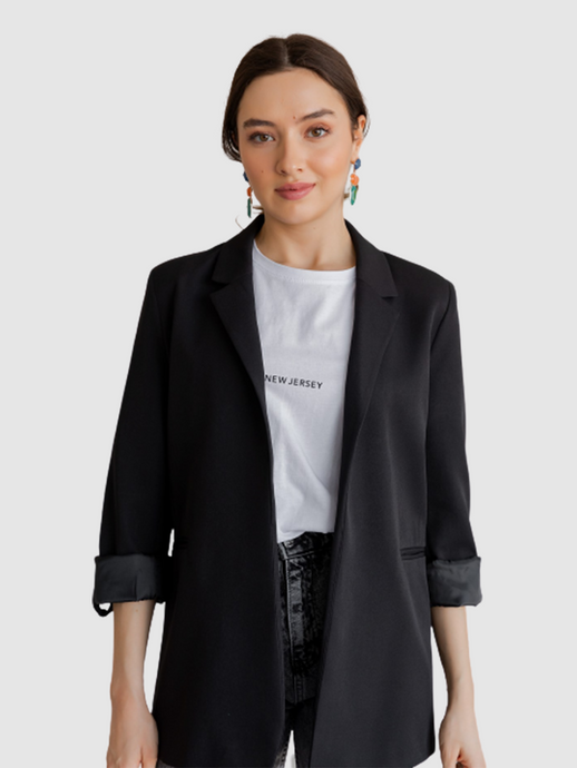 woman in black blazer jacket